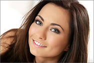 Michaela Isizzu MPLStudios